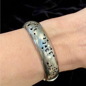 Vintage JLA Sterling Silver Mexico Hinged Bangle Bracelet